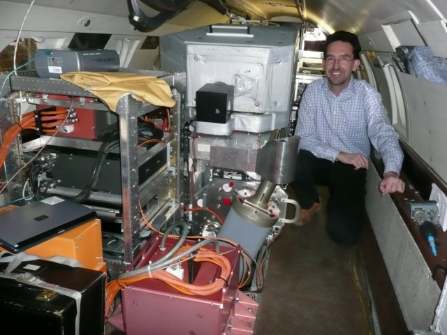 cramedspaceinthefalcon.jpg